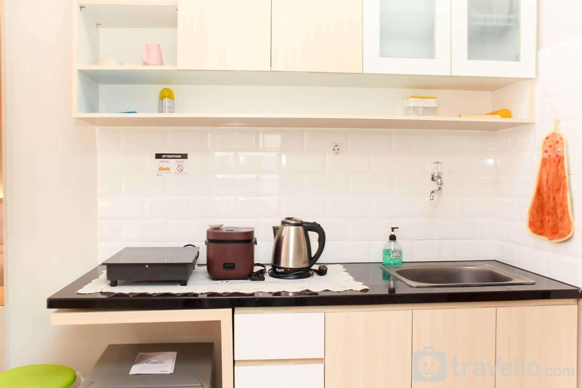 Homey And Tidy Monroe Tower By Travelio Bekasi